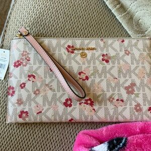 Michael Kors Floral Wristlet - Pink and Cream